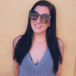 Meet your Posher, Alexandria